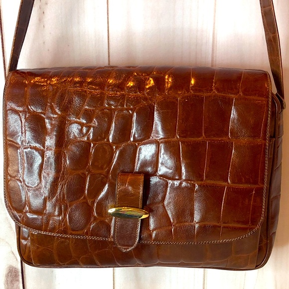Vintage Italian Bonwit Teller chocolate brown crocodile leather Shoulder bag EUC - Picture 1 of 15